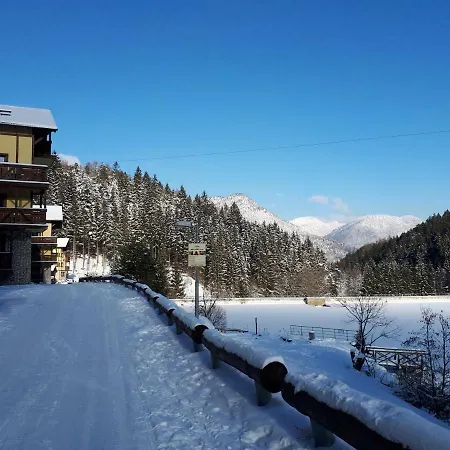 Hrabovo Renata 1 روجومبيروك